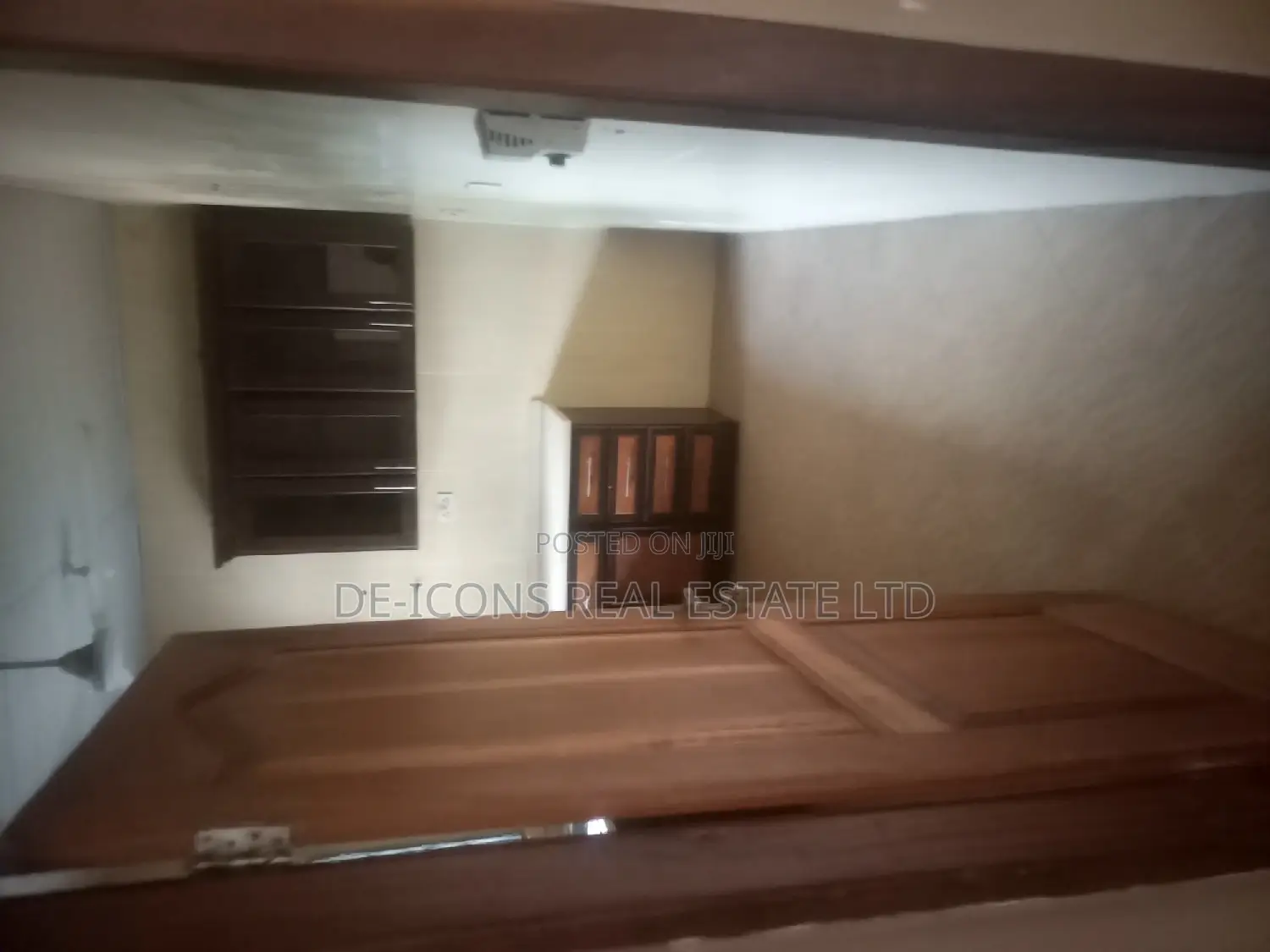 3bdrm Bungalow in De-Icons Real Estate, Ga South Municipal for rent
