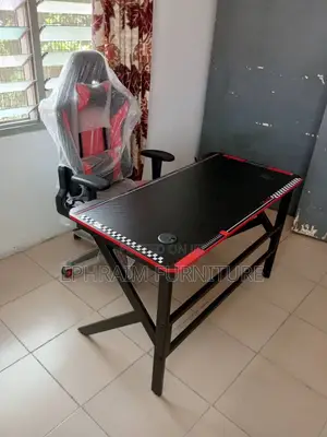 Gaming Chair N Table