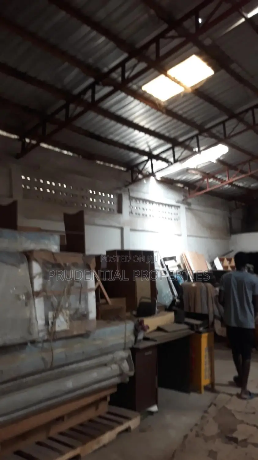 Warehouse for Rent at Caprice