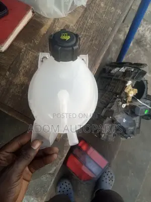 Renault Coolant Reservoir Bottle Tank