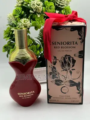 Seniorita Red Blossom