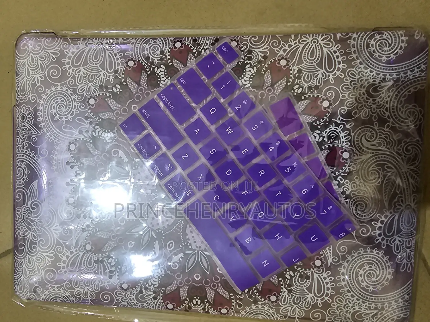 Macbook Pro 13" 2020,2021,2022,2023 Shell +Keyboard Cover