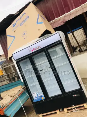 PVC-150 Glass 3 Doors Display Pearl Electric Fridge