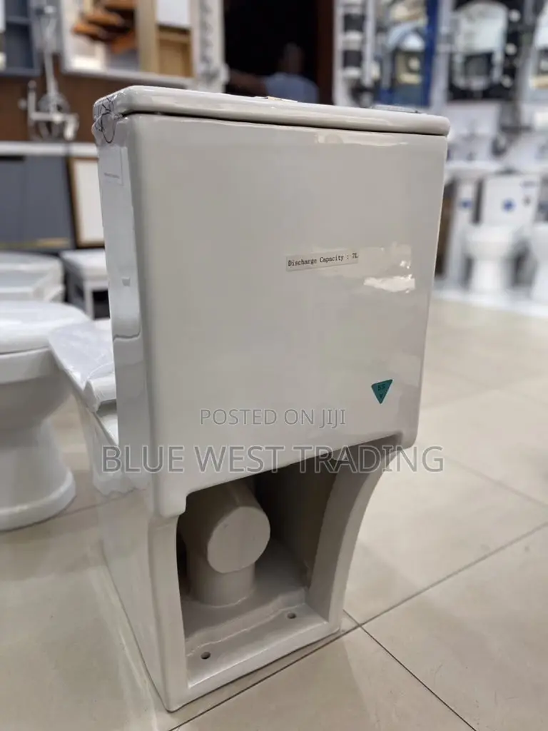 Frencia Water Closet - Master Bedroom Water Closet