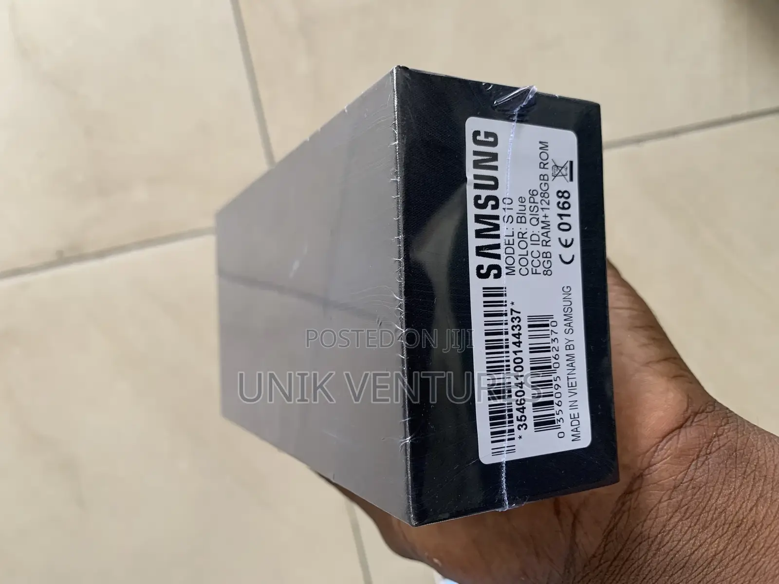 New Samsung Galaxy S10 128 GB Black