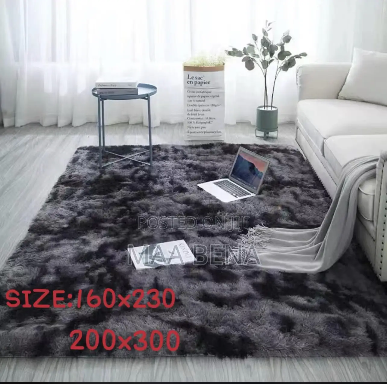Fluffy Center Carpet