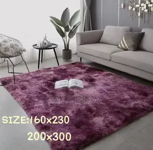 Fluffy Center Carpet