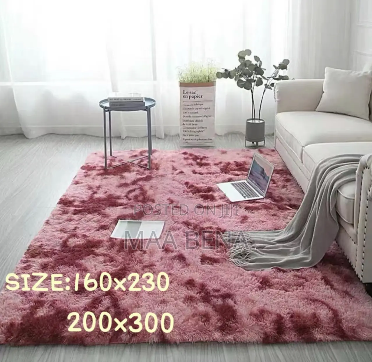Fluffy Center Carpet