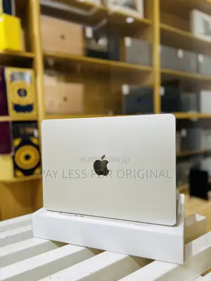 New Laptop Apple MacBook Air 2022 M2 8GB Apple M2 SSD 256GB