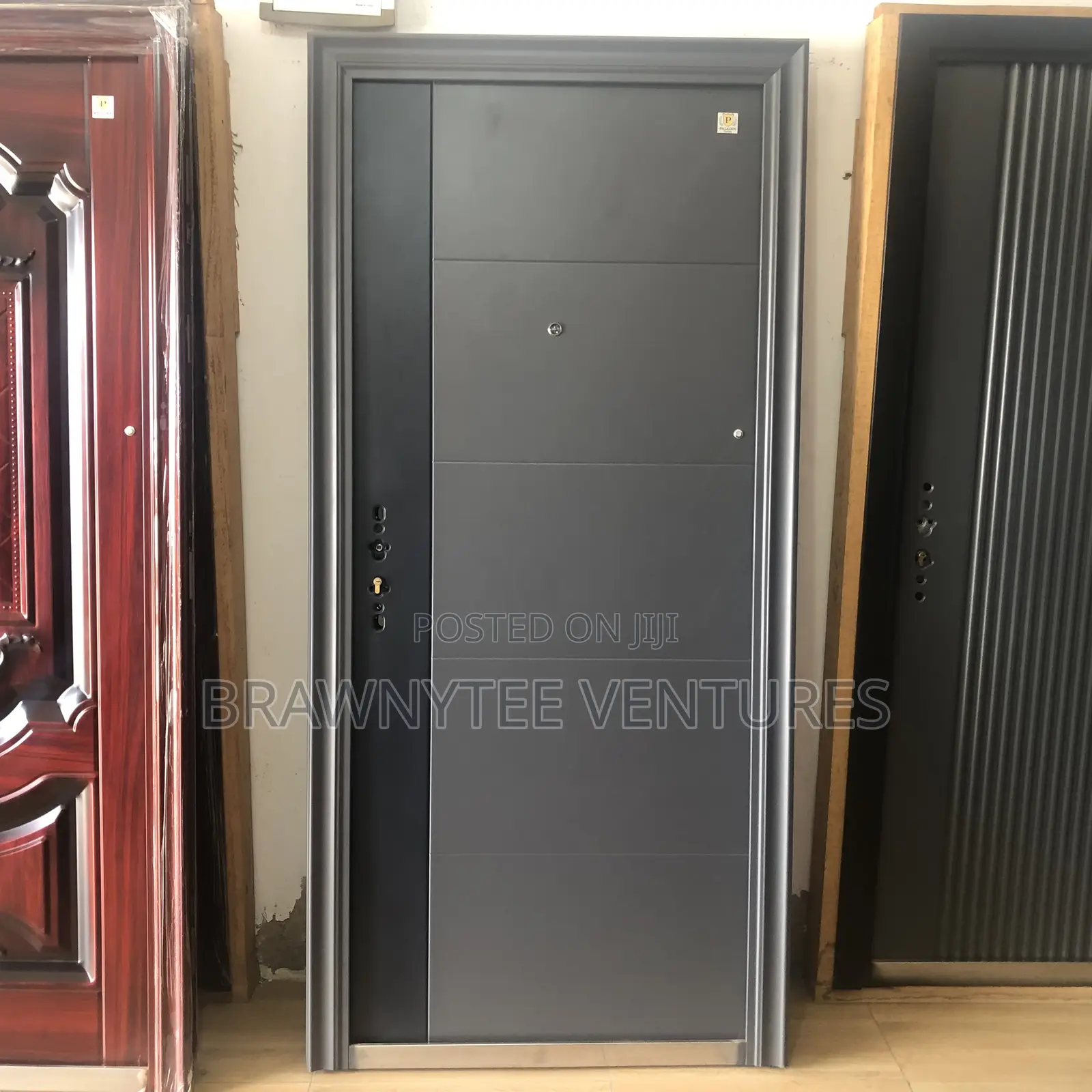 Brawnytee Gray TK Door