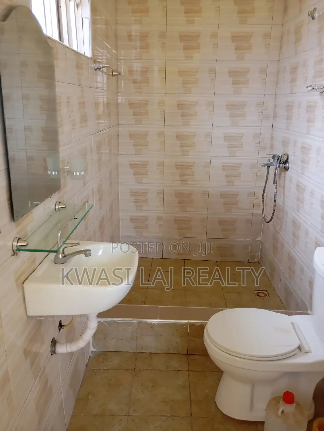 2bdrm House in Redtop, Weija for rent