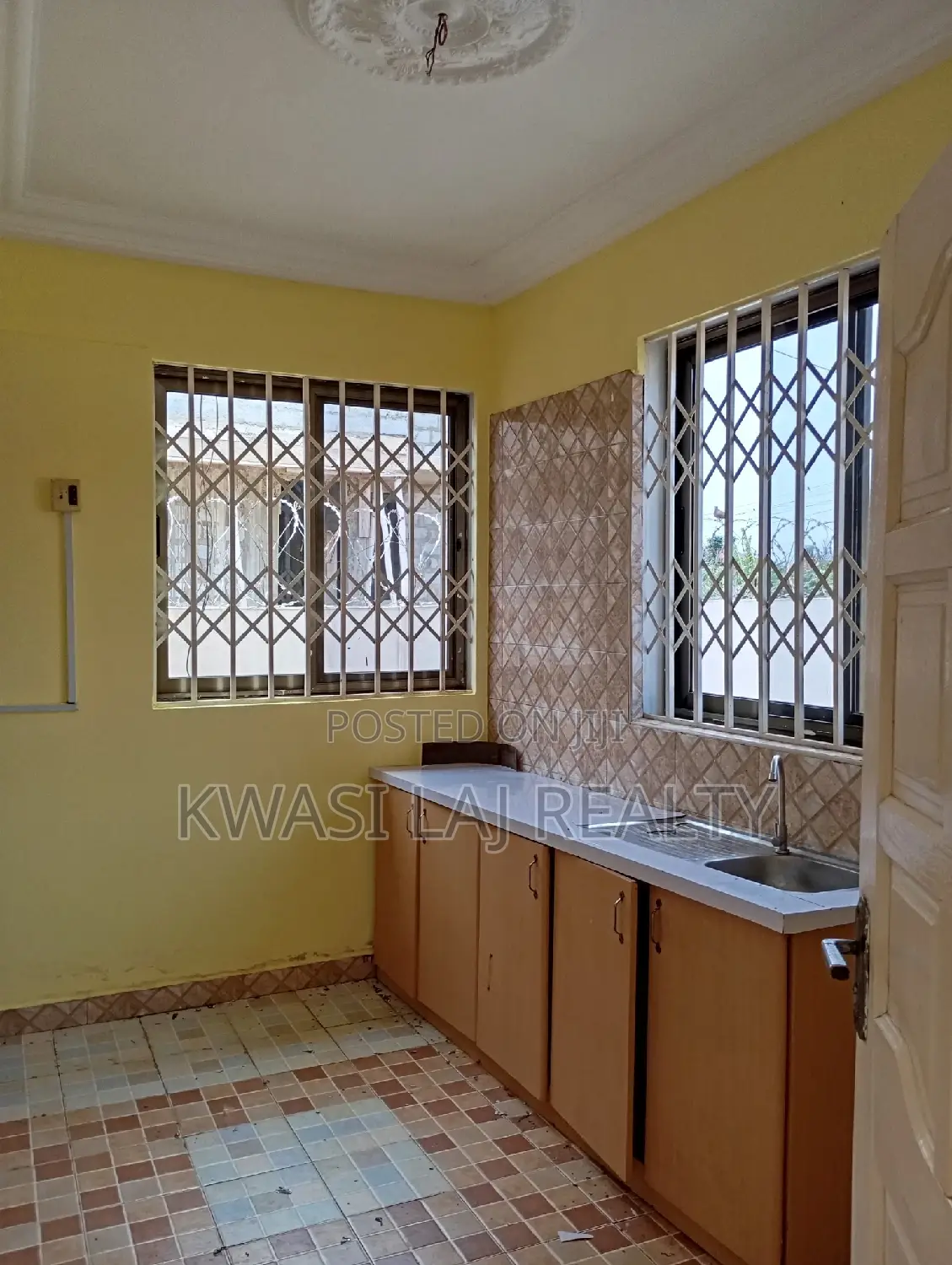 2bdrm House in Redtop, Weija for rent