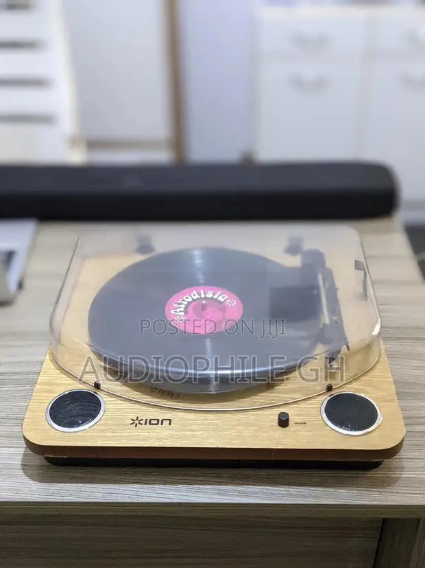 Ion Max LP Conversion Turntable With Stereo Speakers in North