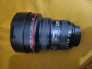 CANON Ef 11-24mm F4.0 L Usm Ultra Wide Angle Lens