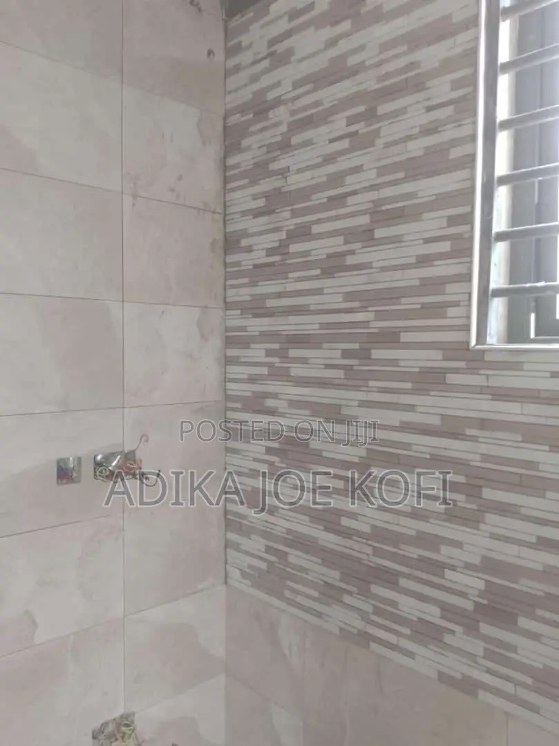 Excellent Stone's and Tilling Work