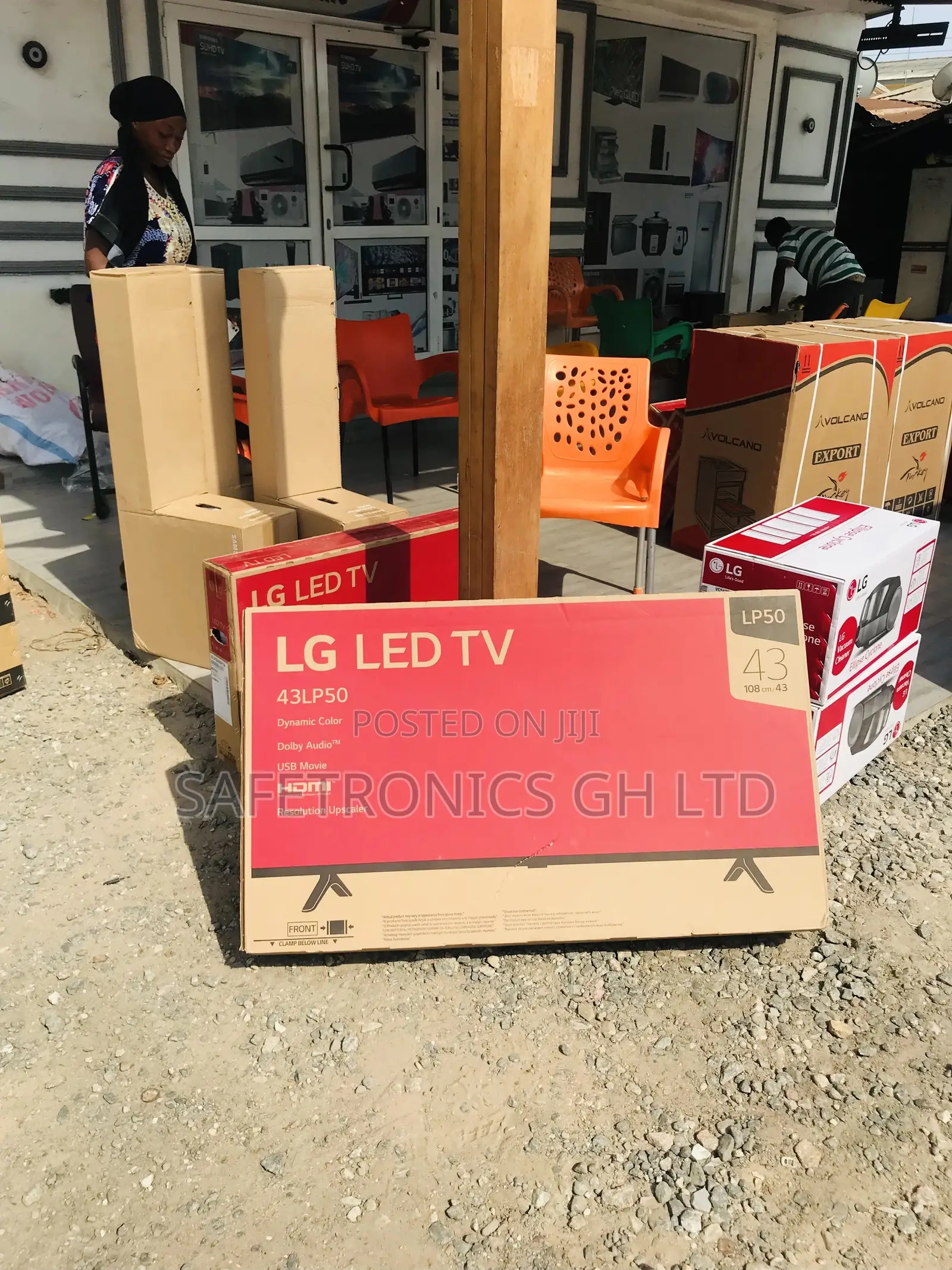 Smart Black LG LP50 Led UHD Glossy 43 Inches Electric Tv