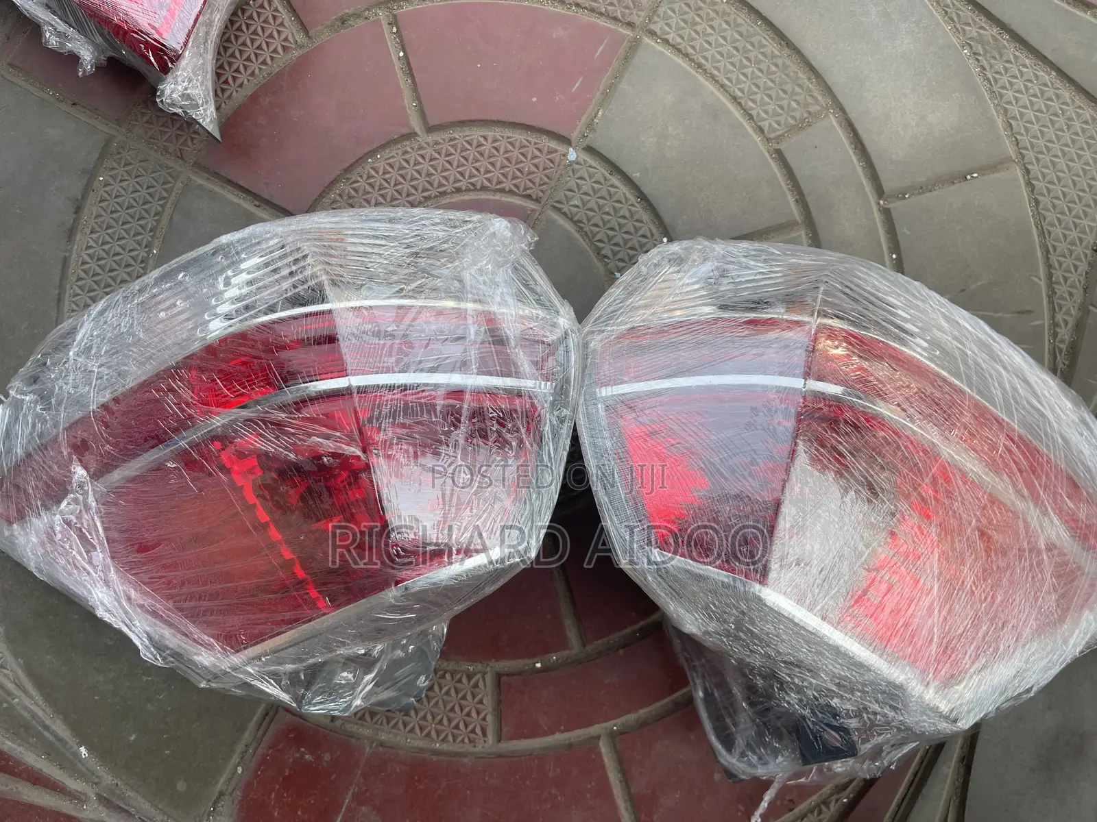 Nissan Roque 2014 Taillight Available