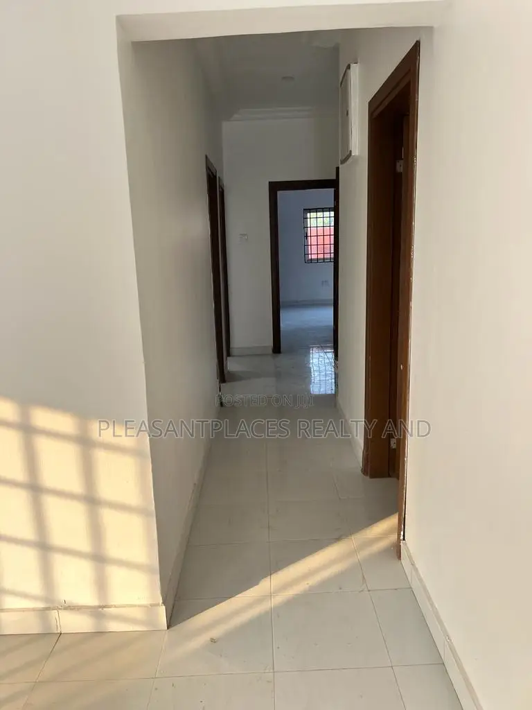 3bdrm House in Pleasantplaces, Lake Side Estate for rent