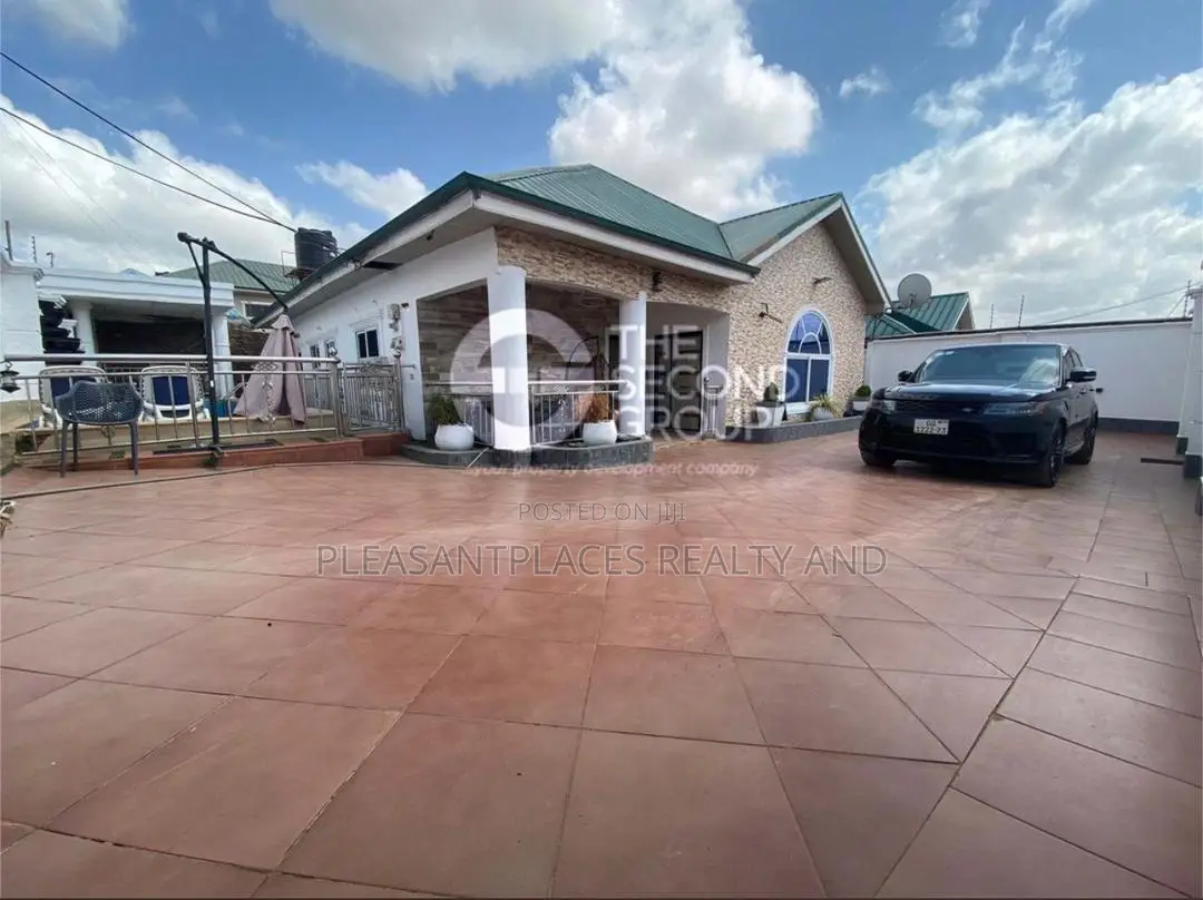 Furnished 3bdrm House in Pleasantplaces, Ashomang Estate for rent