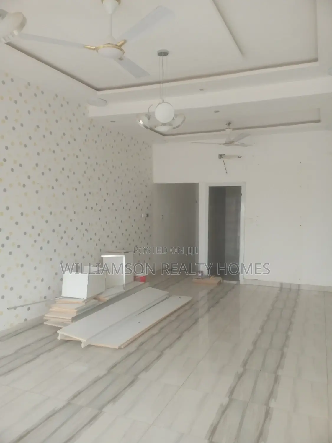 Road Side Double Shop/Showroom/Office Space 4rent, Spintex
