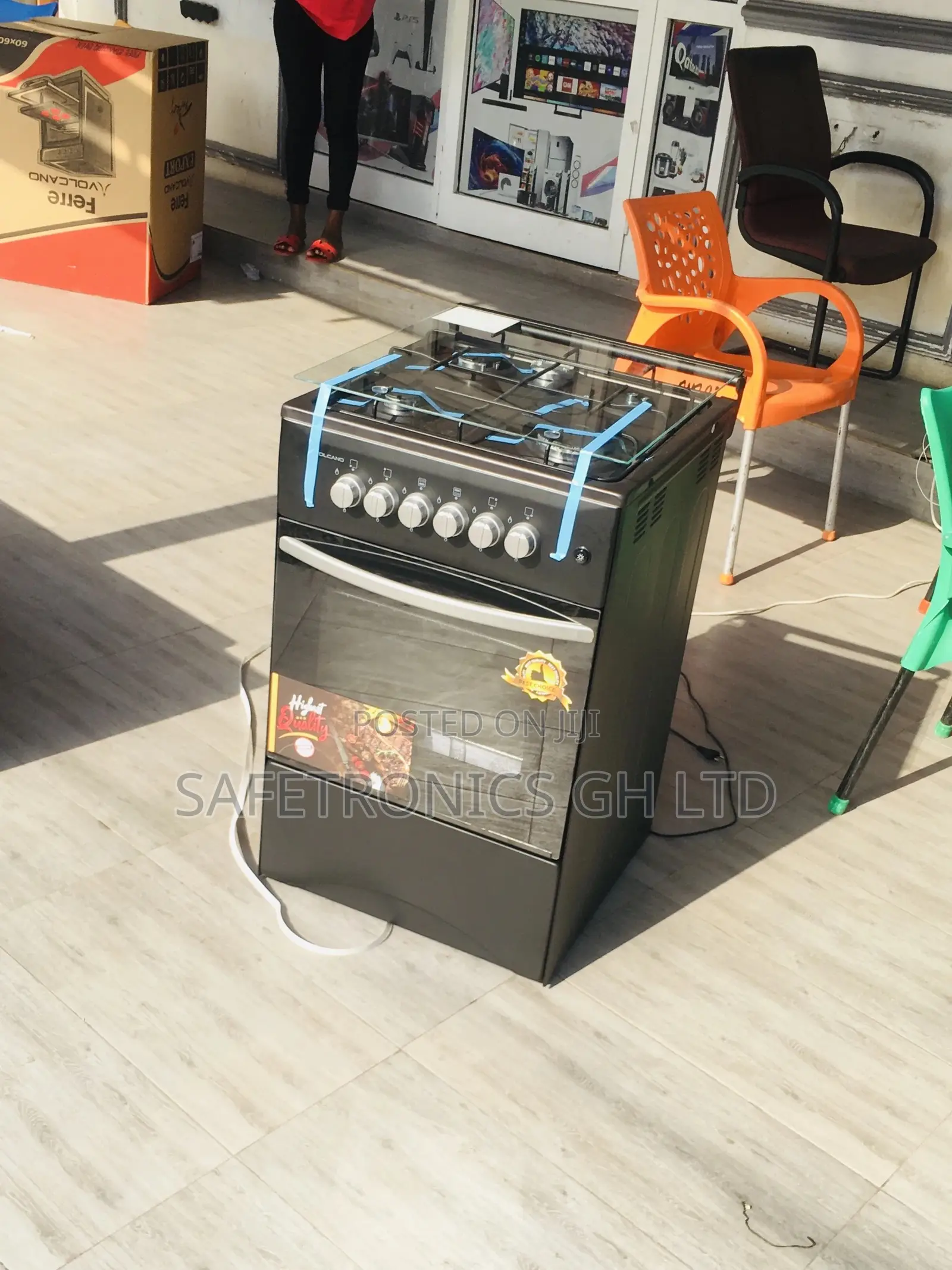 Black 4 Gas Cooker Oven With Grill 50x50 Volcano Glass Lid