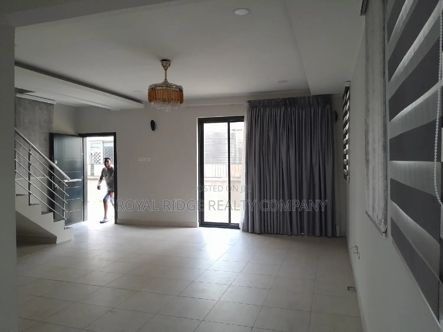3bdrm Townhouse / Terrace in Tseaddo, Accra Metropolitan for rent