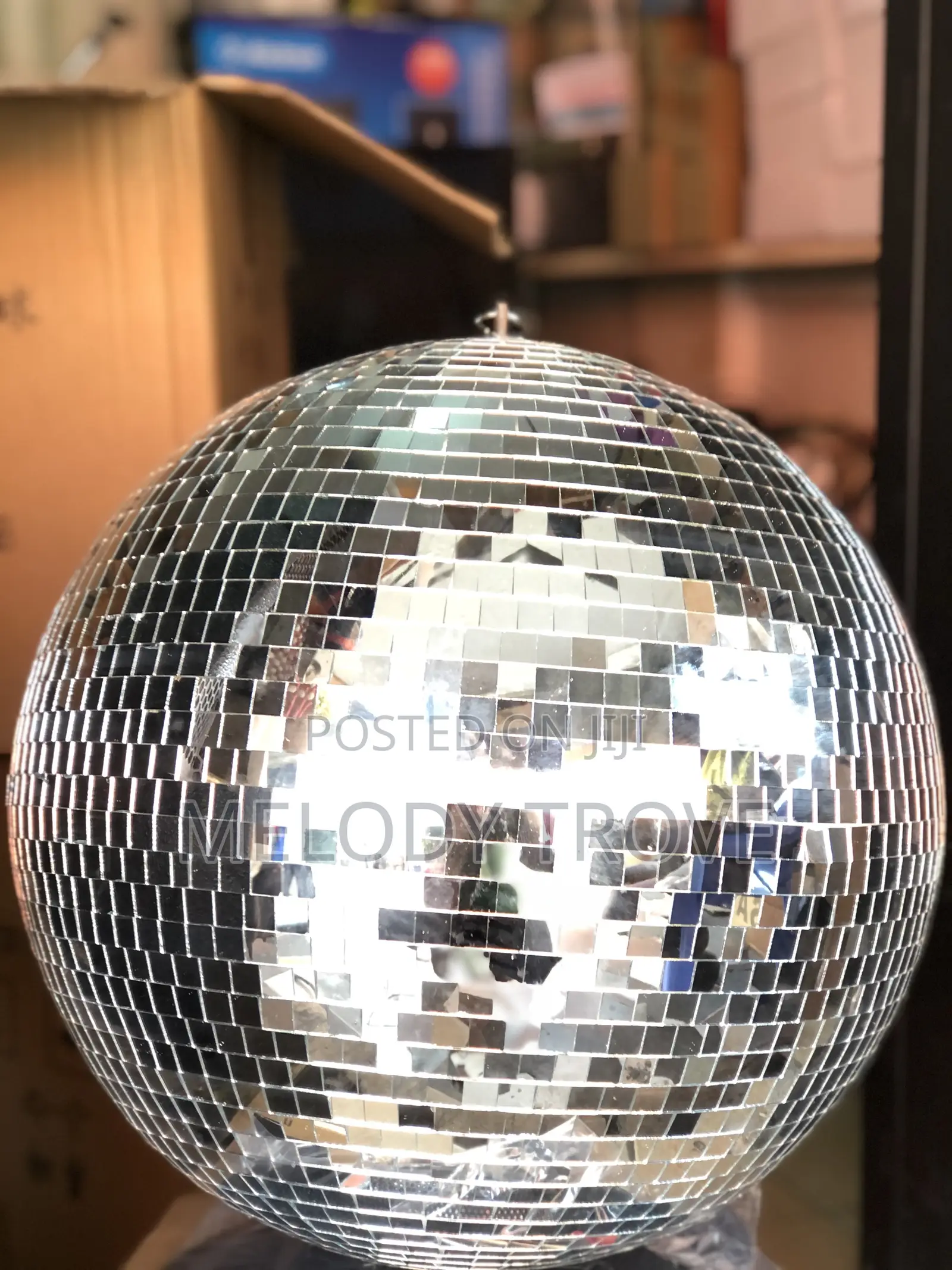 40x40 Mirror Ball (Silver)