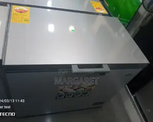 Pearl 251 Chest Freezer