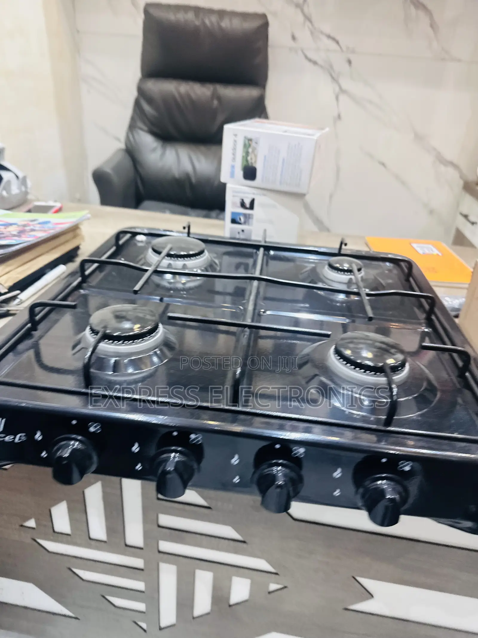 Yucel Gas Cooker 4burner Black.