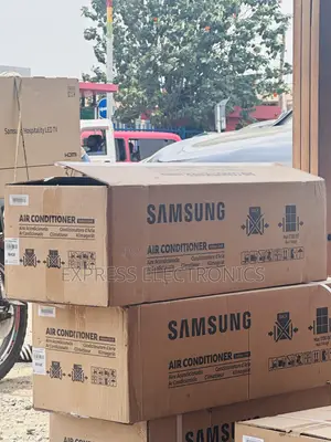 Strong  Airflow Split R410 Gas Samsung Q 1.5hp