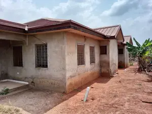 4bdrm House in Afienya, Tema Metropolitan for sale