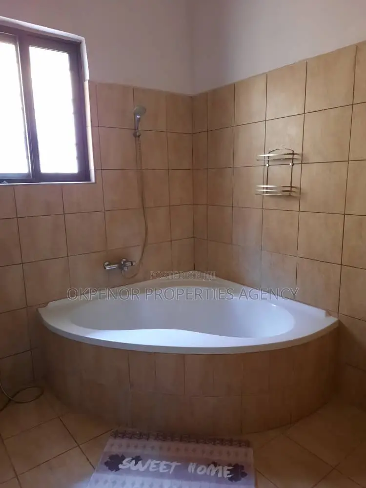 Furnished 2bdrm Apartment in Osu, Accra Metropolitan for rent