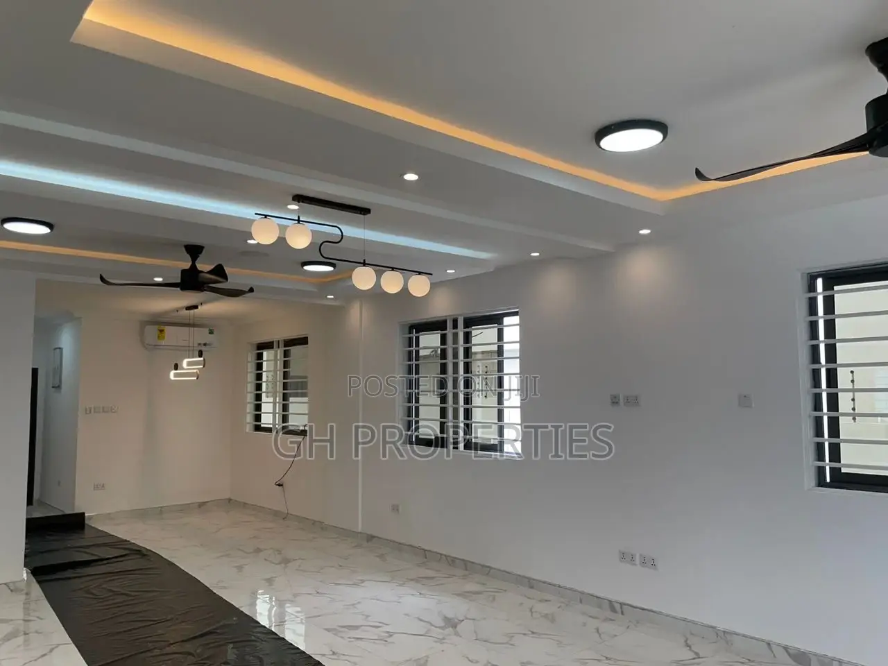 4bdrm Mansion in Ahensan Estate, Kumasi Metropolitan for sale