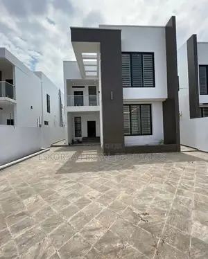 4bdrm House in Lakeside, Ashaley Botwe for sale