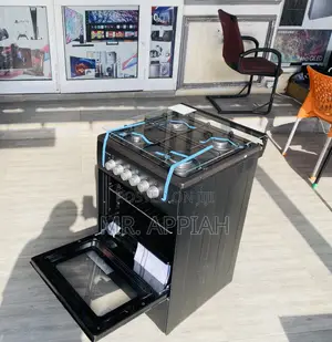 Latest and Affordable Volcano(Black)4 Gas Burner +Glass Lid