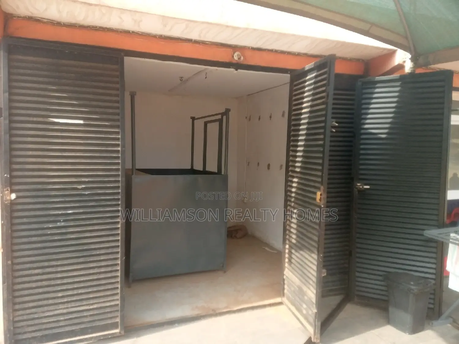 Road Side Store/Shop/Office Space/Showroom 4rent,Spintex