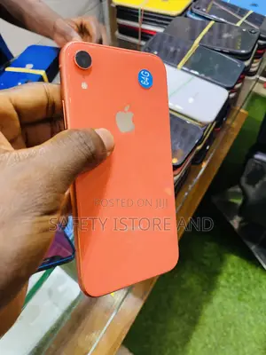 New Apple iPhone XR 64 GB Orange