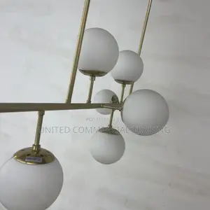 Chandelier (1030)
