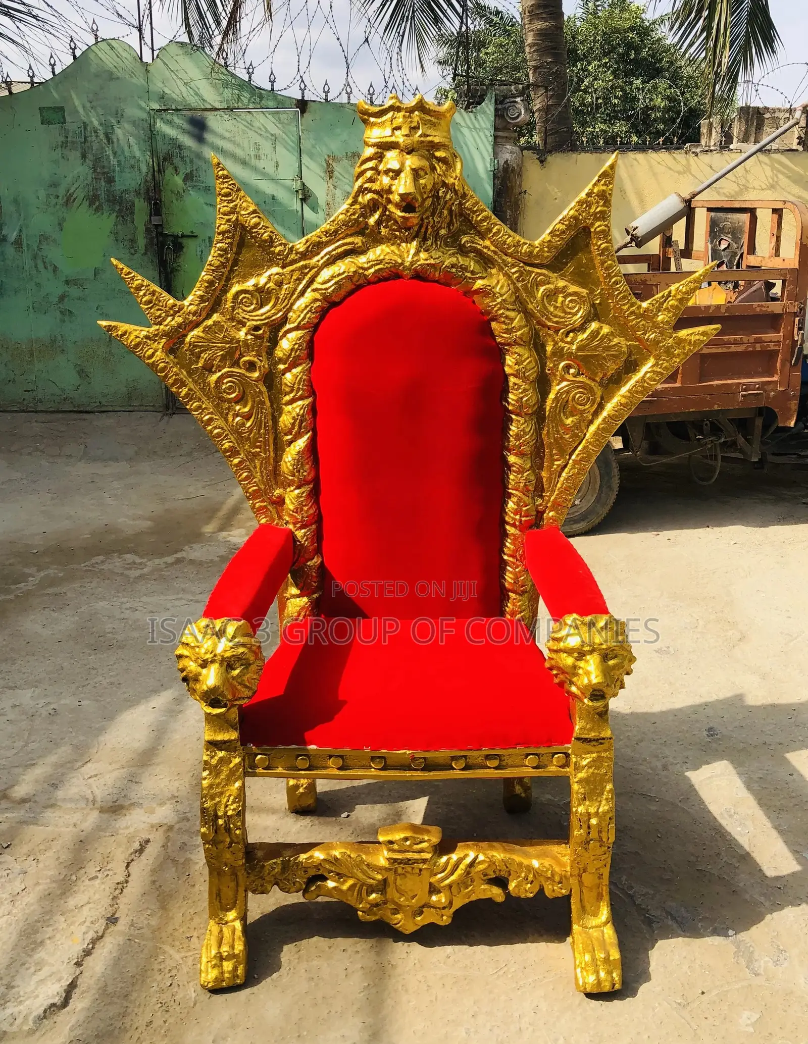 Royal Arm Chair