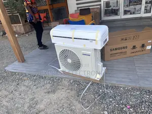 Available Samsung 2.5hp Split R410