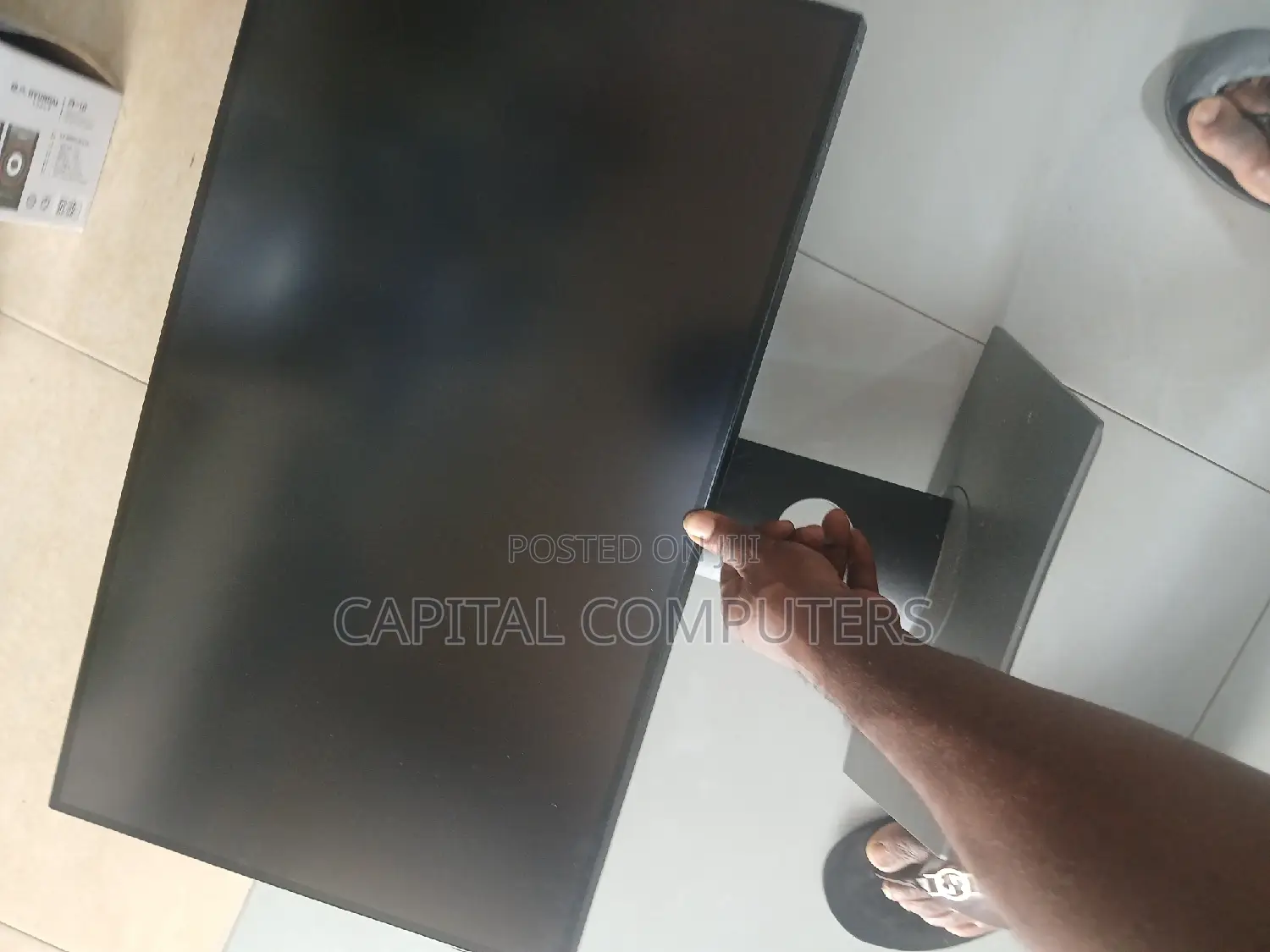 Dell U2717D Monitor