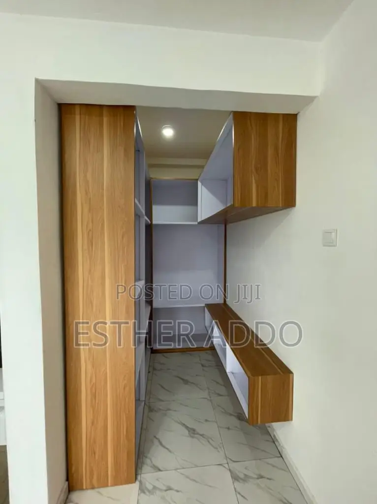 3bdrm House in Lake Side Estate for sale