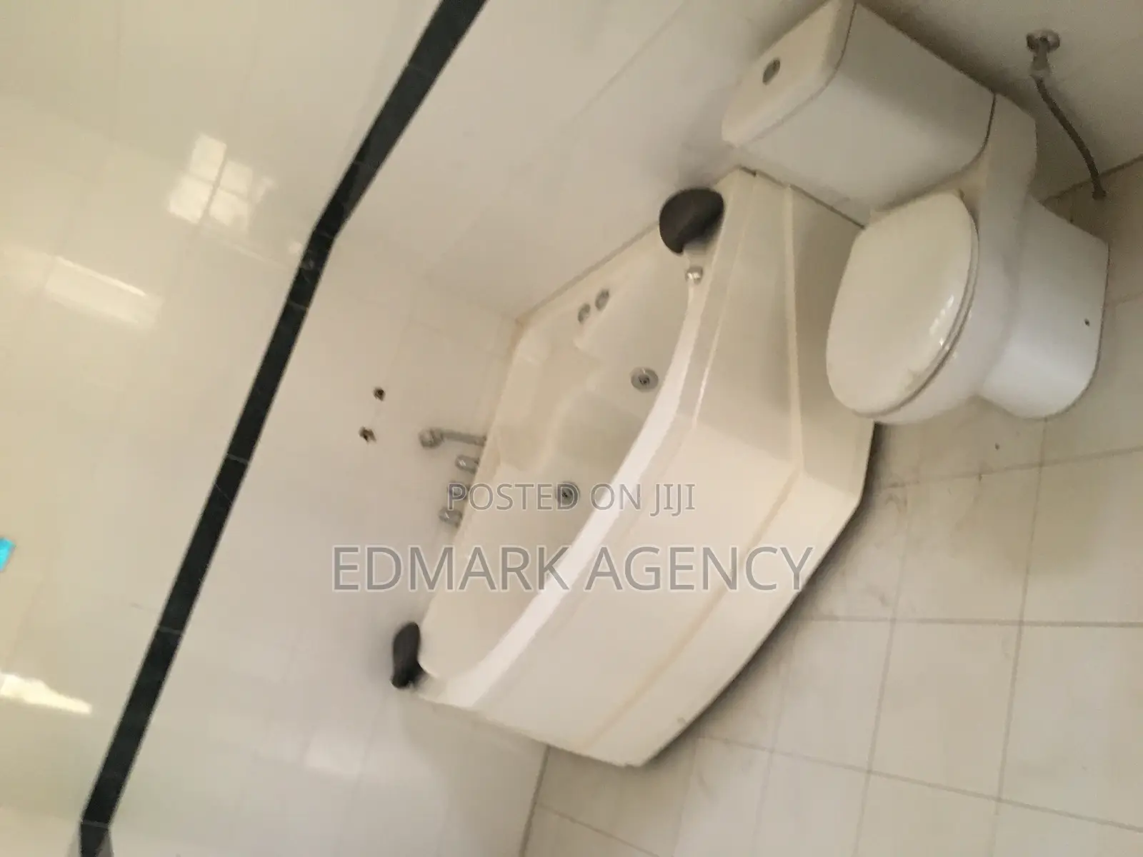 7bdrm House in Spintex, Accra Metropolitan for sale