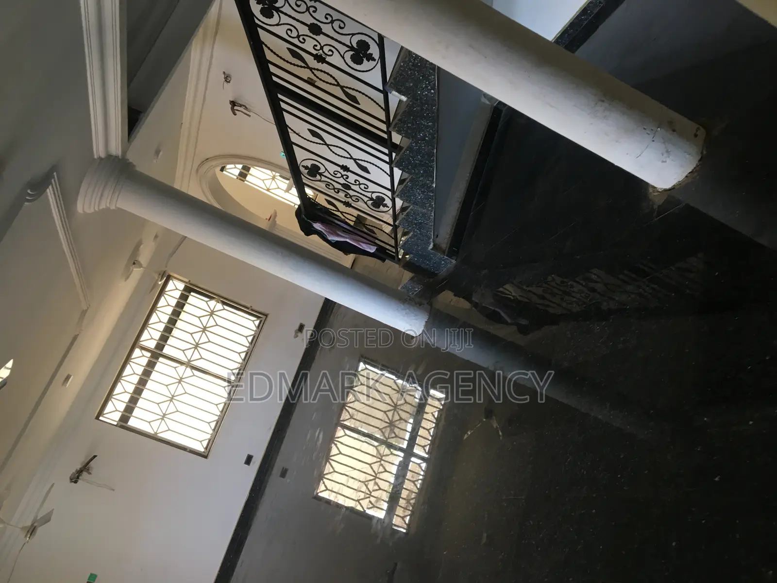 7bdrm House in Spintex, Accra Metropolitan for sale
