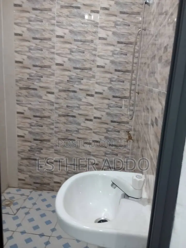 1bdrm Apartment in East Legon for rent