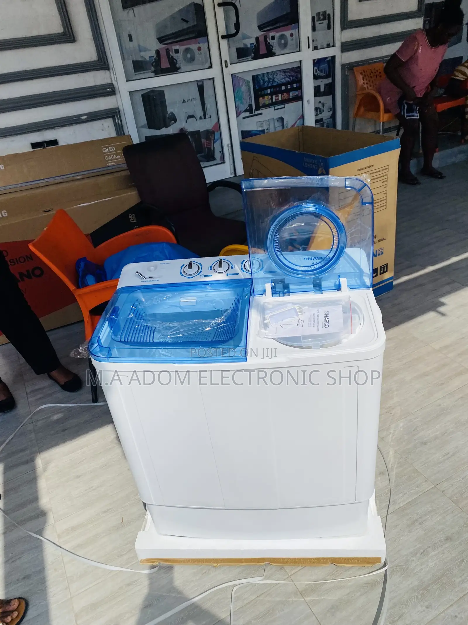 Lovely Design Nasco 8kg Twin Tub Electric Washing Machine.
