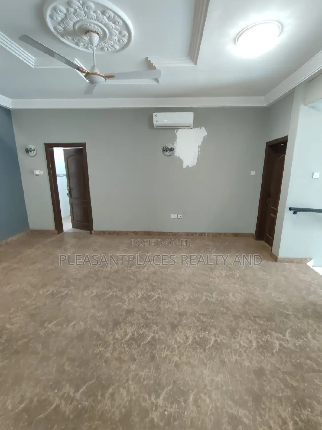 4bdrm Duplex in Pleasantplaces, East Legon for rent