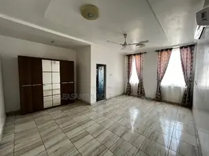 4bdrm Duplex in Pleasantplaces, Adjiriganor for sale