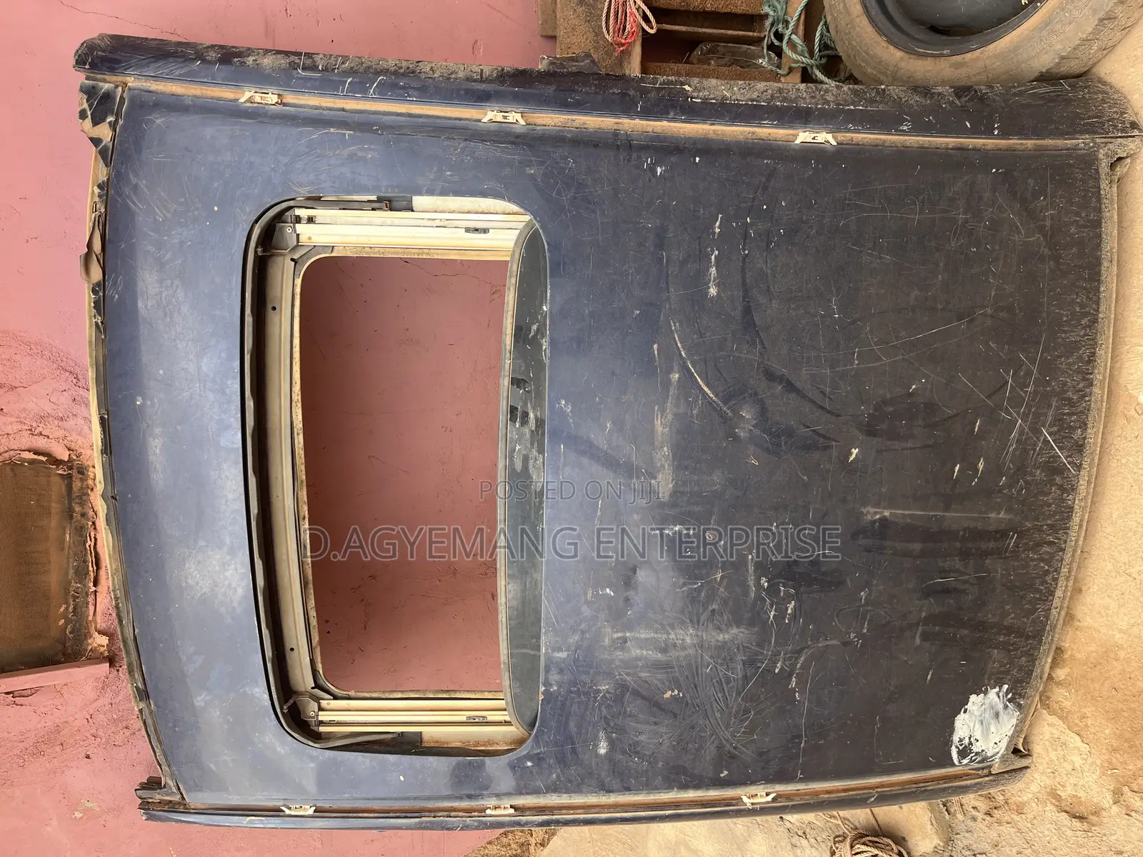 Hyundai Tiburon 2008 Roof