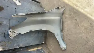 Mitsubishi Montero Pajero Outlander L200 Fender